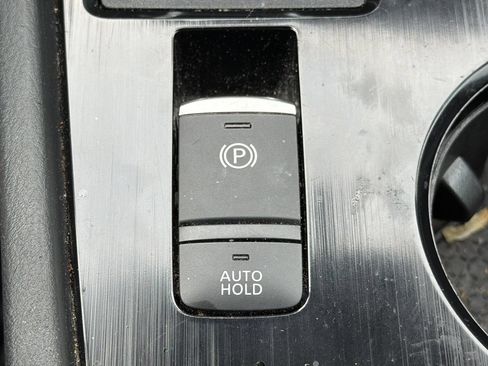 Certified 2023 Nissan Rogue S AWD/4WD image 7