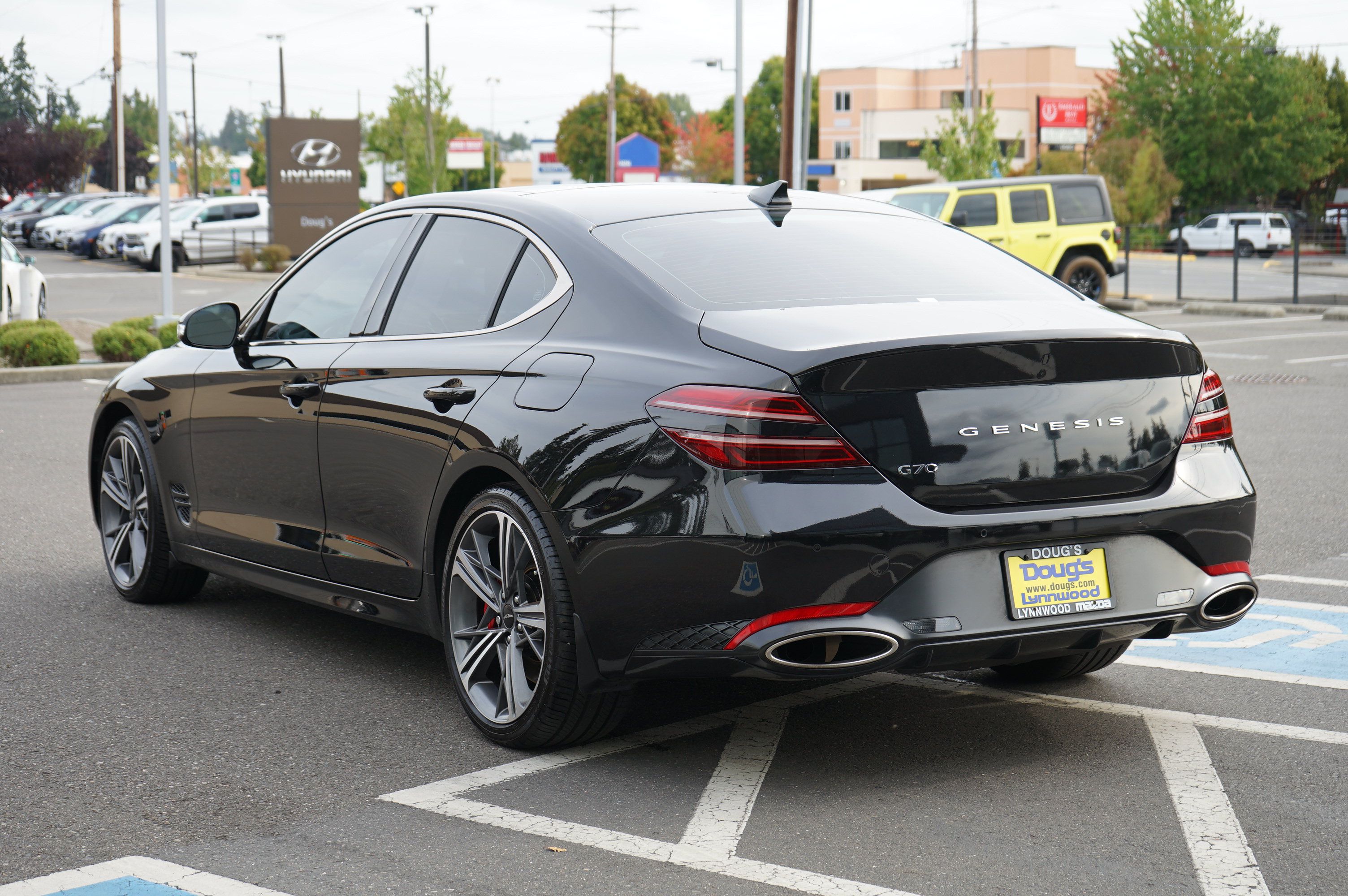 Used 2025 Genesis G70 2.5T w/ Sport Prestige Package RWD image 5