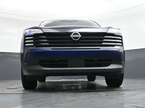 Used 2026 Nissan Kicks SV image 39