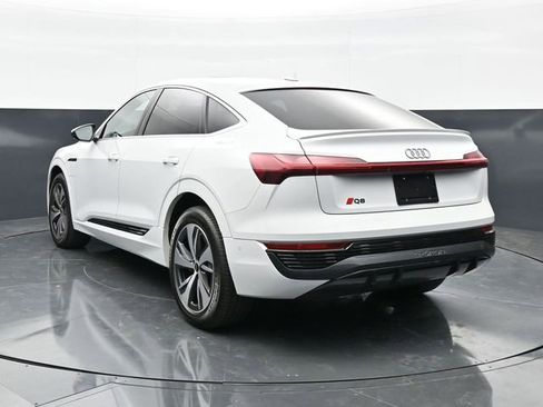 Used 2024 Audi Q8 e-tron Premium Plus w/ Premium Plus Package AWD/4WD image 5