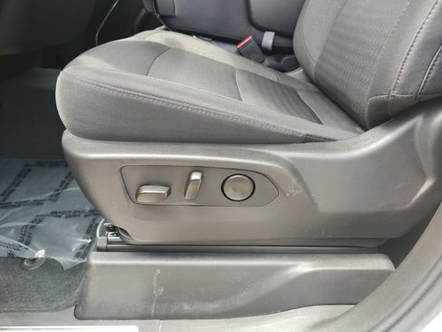 Used 2025 Chevrolet Silverado 2500 LT w/ Convenience Package AWD/4WD image 16