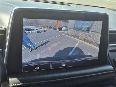 Used 2021 Chevrolet Tahoe LT image 16