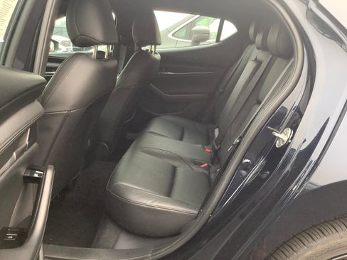 Used 2024 MAZDA MAZDA3 s FWD image 11