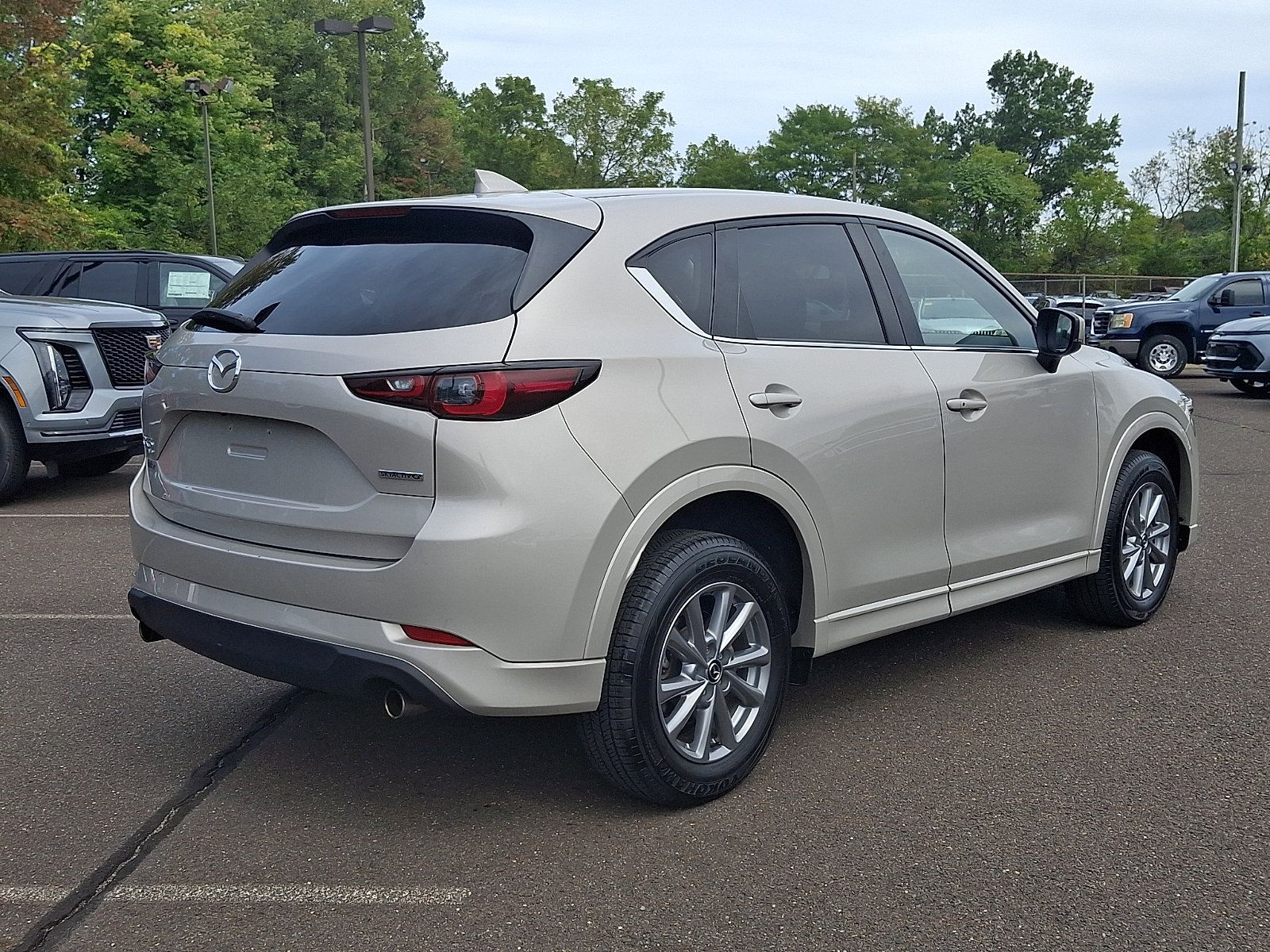 Certified 2024 MAZDA CX-5 AWD 2.5 S w/ Select Package image 6