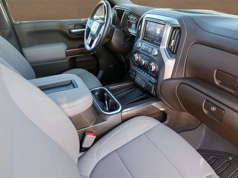 Used 2021 GMC Sierra 1500 SLT image 30