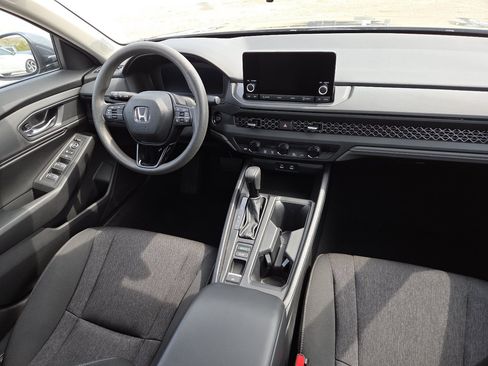 Used 2024 Honda Accord EX image 22