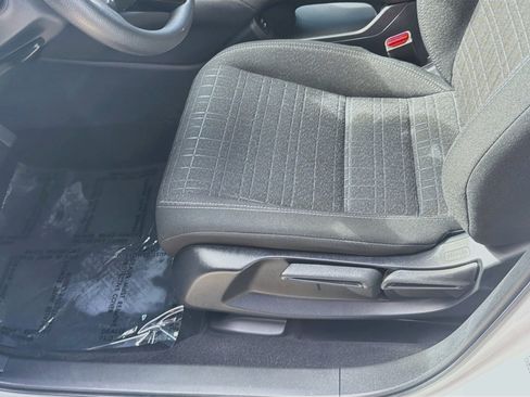 Used 2025 Honda HR-V LX image 17
