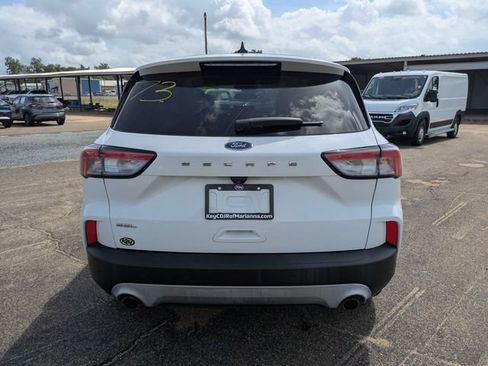 Used 2022 Ford Escape SEL FWD image 5