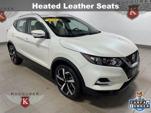 Used 2022 Nissan Rogue Sport SL AWD/4WD image 1