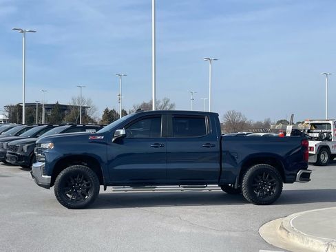 Used 2020 Chevrolet Silverado 1500 LT w/ Texas Edition image 4