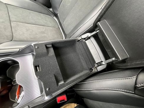 New 2026 Jeep Grand Cherokee Altitude image 25