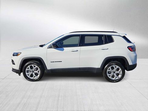 New 2026 Jeep Compass Latitude image 5