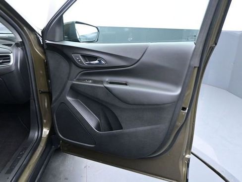 Certified 2023 Chevrolet Equinox LT FWD image 20