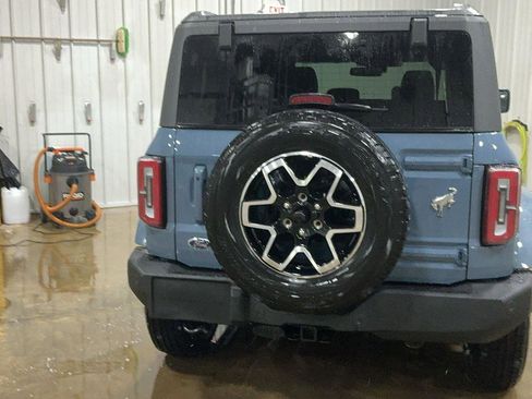 New 2025 Ford Bronco Outer Banks image 3