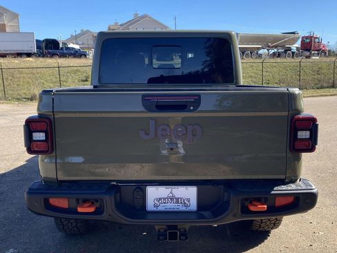 New 2026 Jeep Gladiator Mojave AWD/4WD image 6