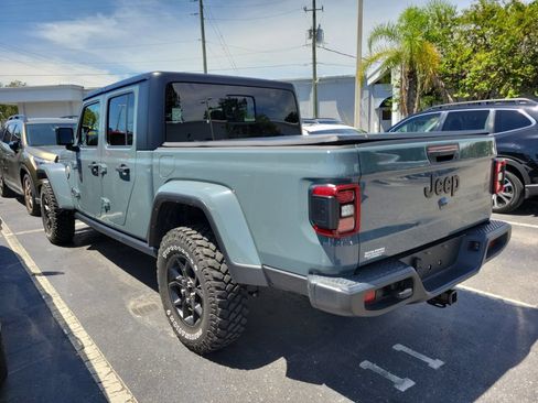 Used 2024 Jeep Gladiator Sport AWD/4WD image 4