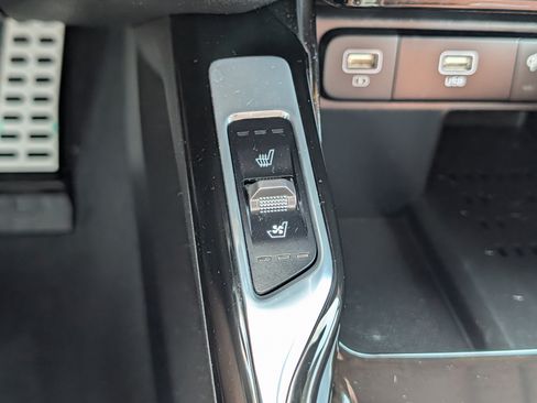 Certified 2023 Kia Sorento SX Prestige AWD/4WD image 28