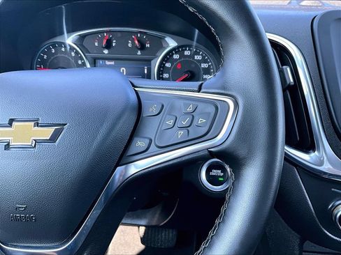 Used 2023 Chevrolet Equinox LT AWD/4WD image 24