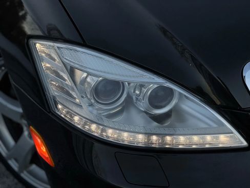 Used 2013 Mercedes-Benz S 550 S 550 4MATIC Sedan 4D image 11