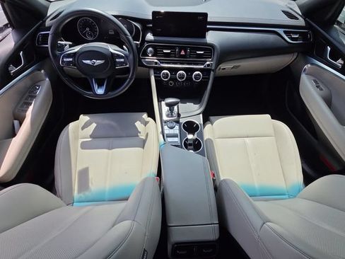 Used 2022 Genesis G70 2.0T RWD image 13