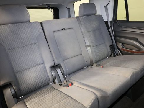 Used 2018 GMC Yukon SLE w/ SLE Value Package image 28