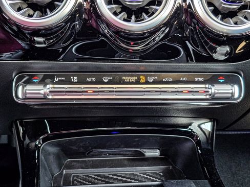 New 2025 Mercedes-Benz CLA 250 4MATIC image 21