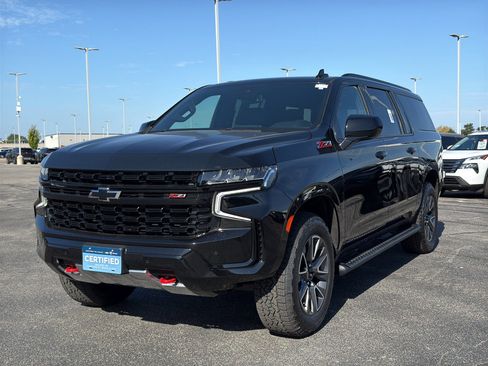 Certified 2023 Chevrolet Suburban Z71 image 2