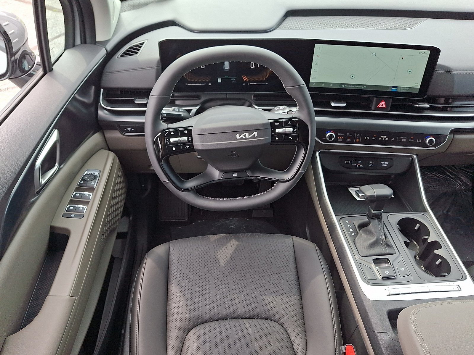 New 2027 Kia Carnival FWD image 8