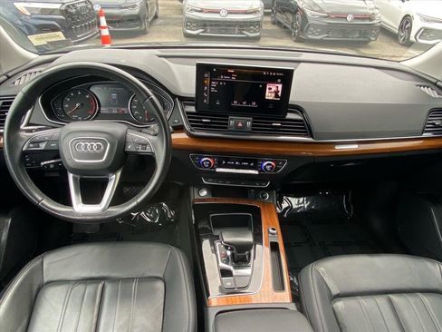 Used 2023 Audi Q5 2.0T Premium w/ Convenience Package AWD/4WD image 13