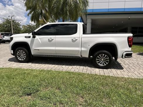 Used 2022 GMC Sierra 1500 AT4 w/ AT4 Premium Package AWD/4WD image 32