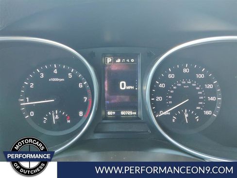 Used 2018 Hyundai Santa Fe Sport image 16