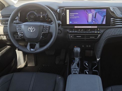 New 2026 Toyota Camry XLE image 31