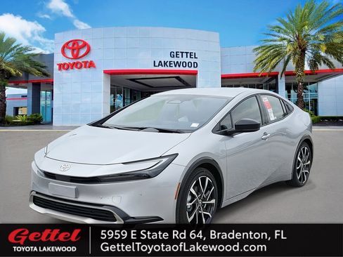 New 2026 Toyota Prius Plug-In Hybrid image 1