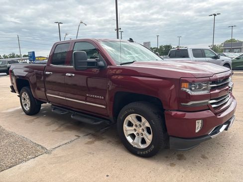 Used 2016 Chevrolet Silverado 1500 LTZ Z71 w/ LPO, Off-Road Sport Package AWD/4WD image 7