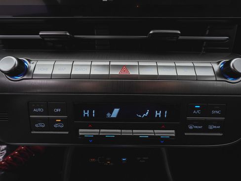 Used 2025 Hyundai Kona SEL image 20