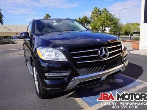 Used 2014 Mercedes-Benz ML 350 ML Class 350 SUV Rear DVD image 39