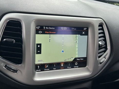 Certified 2021 Jeep Compass 80th Special Edition image 22