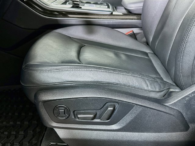 Used 2022 Audi Q7 3.0T Premium Plus AWD/4WD image 21