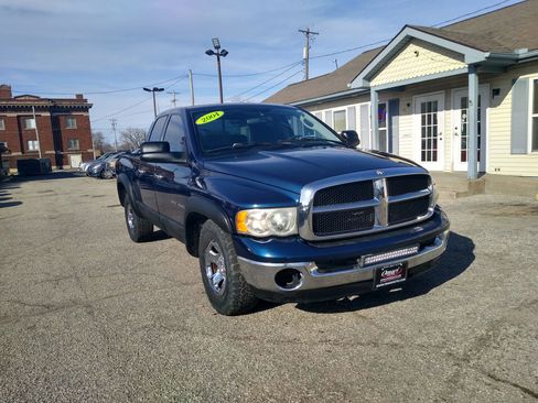 Used 2004 Dodge Ram 1500 Truck SLT w/ Trailer Tow Group image 2