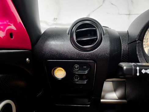 Used 2005 Lotus Elise image 34