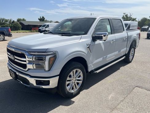 New 2025 Ford F150 Lariat w/ Equipment Group 501A Mid image 3