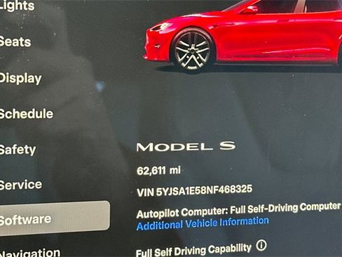 Used 2022 Tesla Model S image 31