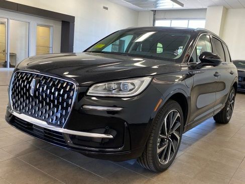 New 2024 Lincoln Corsair Grand Touring w/ Equipment Group 301A AWD/4WD image 4