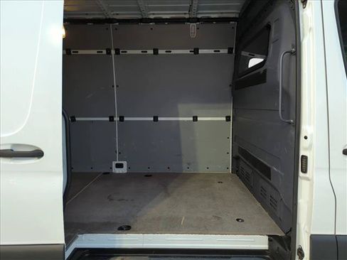 Used 2023 Mercedes-Benz Sprinter 2500 image 19