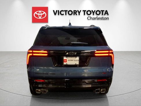 Used 2026 Chevrolet Traverse RS w/ LPO, Floor Liner Package AWD/4WD image 4