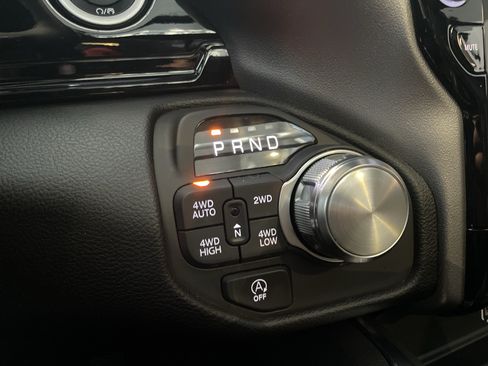 Used 2026 RAM 1500 Laramie AWD/4WD image 30