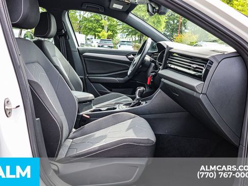 Used 2025 Volkswagen Jetta Sport FWD image 20