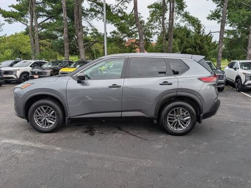 Used 2023 Nissan Rogue S AWD/4WD image 6