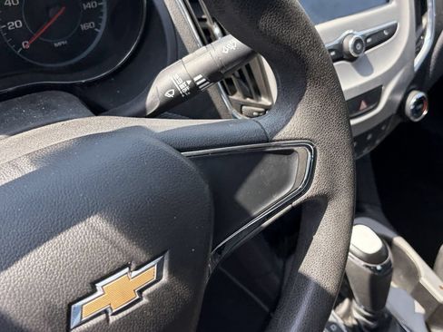 Used 2017 Chevrolet Cruze LS FWD image 12