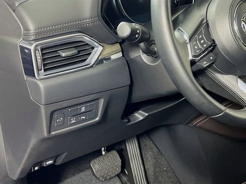Certified 2025 MAZDA CX-5 Signature image 13
